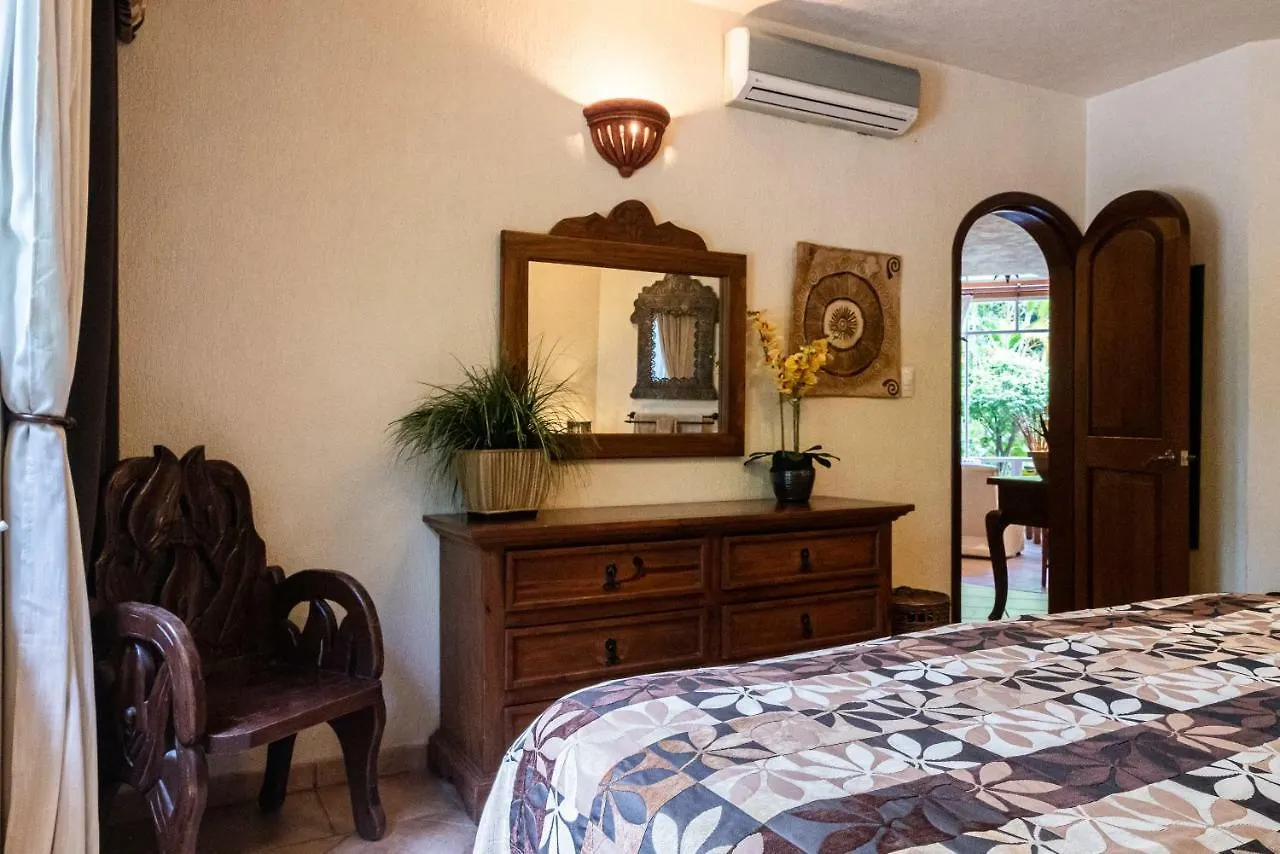 Casa Cascada - 3 Bdrm House For 6, Close To The Beach Playa del Carmen Casa vacanze