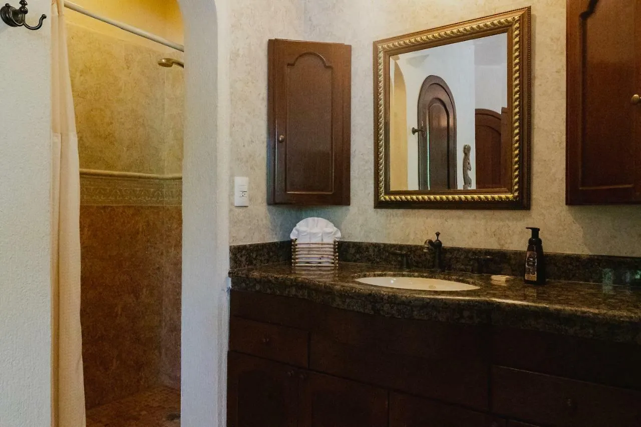 Casa Cascada - 3 Bdrm House For 6, Close To The Beach Playa del Carmen Messico
