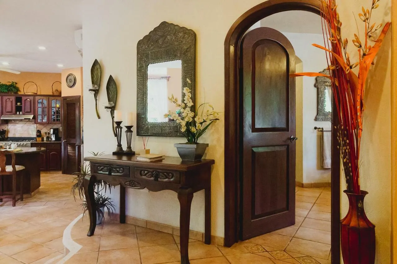 Casa Cascada - 3 Bdrm House For 6, Close To The Beach Playa del Carmen 0*,  México